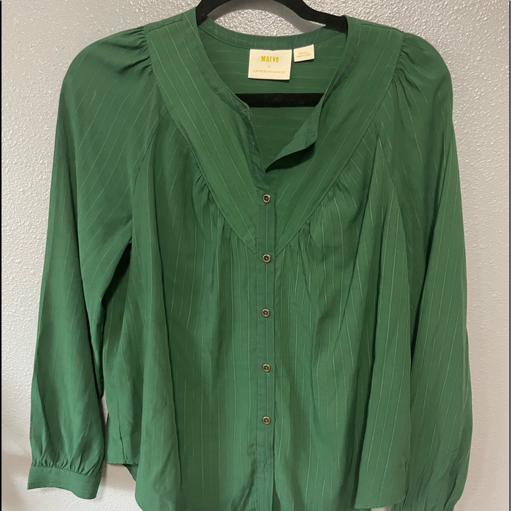 Gorgeous emerald green Maeve/ Anthropologie blouse